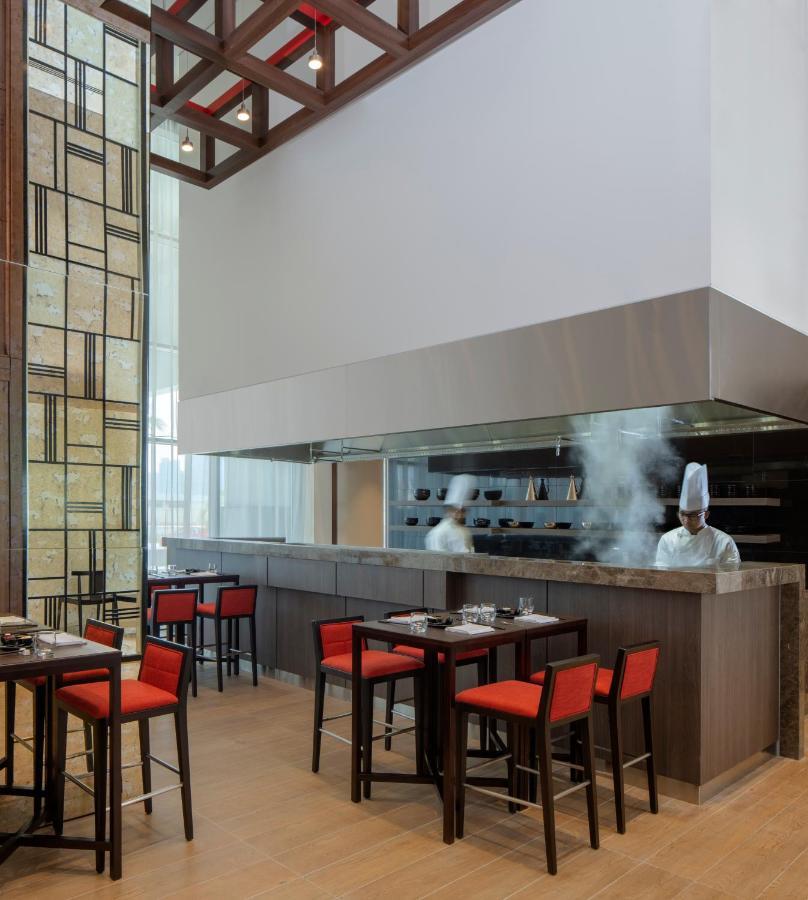 Hyatt Place Dubai Jumeirah Residences Bagian luar foto