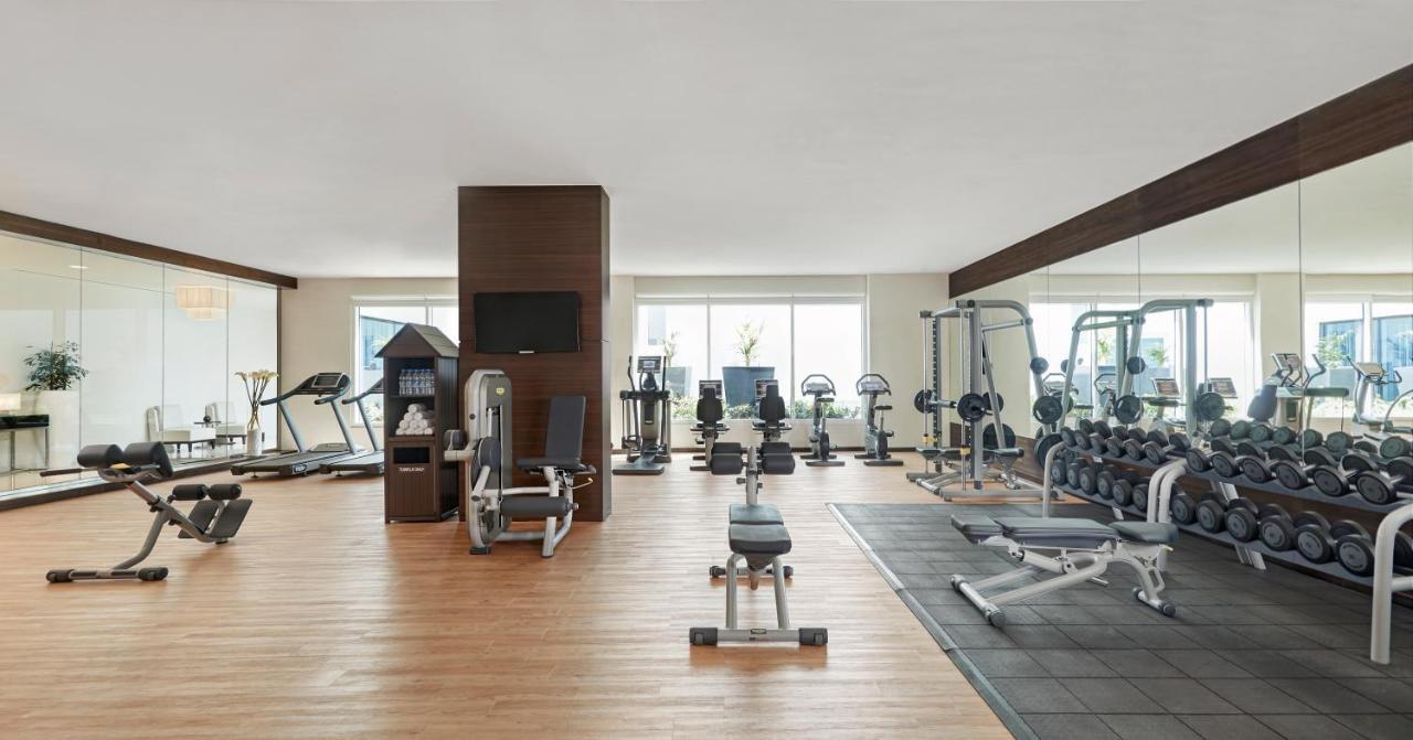 Hyatt Place Dubai Jumeirah Residences Bagian luar foto