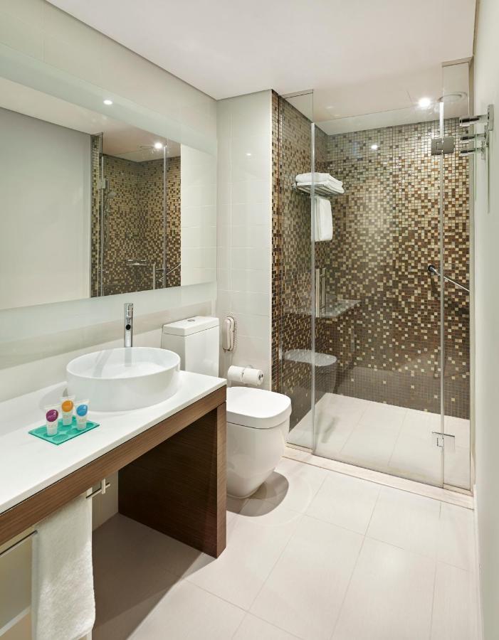 Hyatt Place Dubai Jumeirah Residences Bagian luar foto