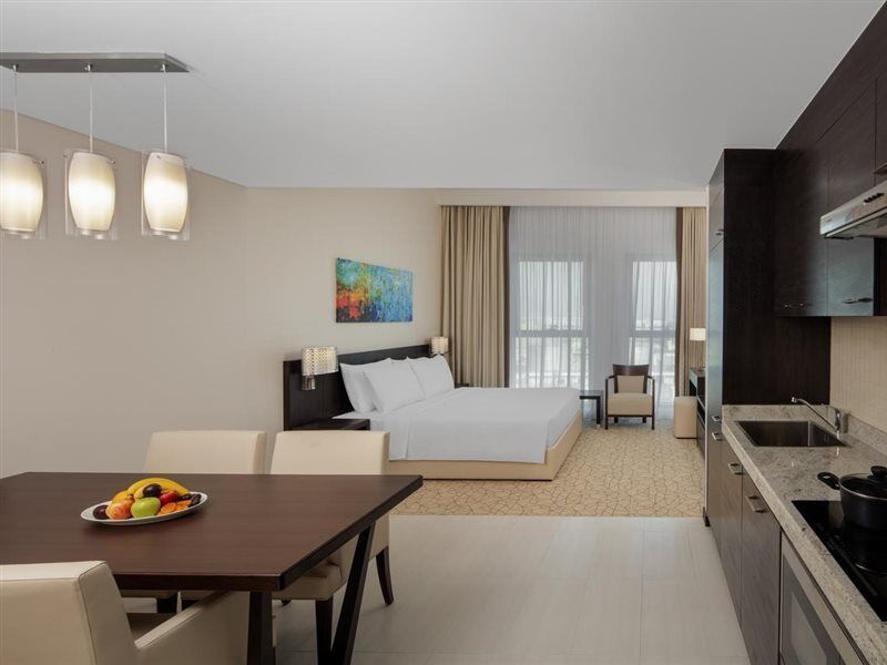Hyatt Place Dubai Jumeirah Residences Bagian luar foto